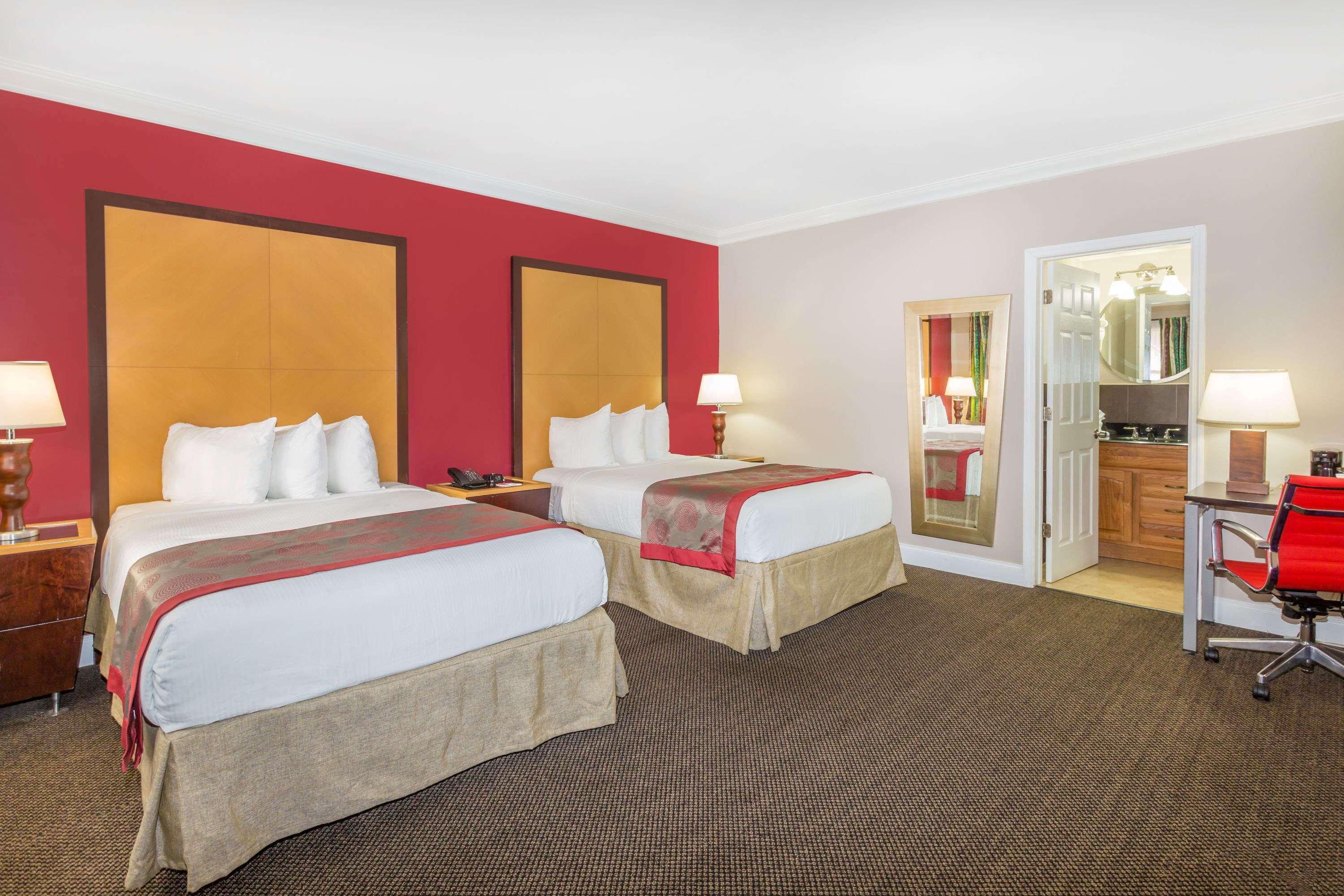 Ramada By Wyndham Miami Springs/Miami International Airport Hotel Exterior foto