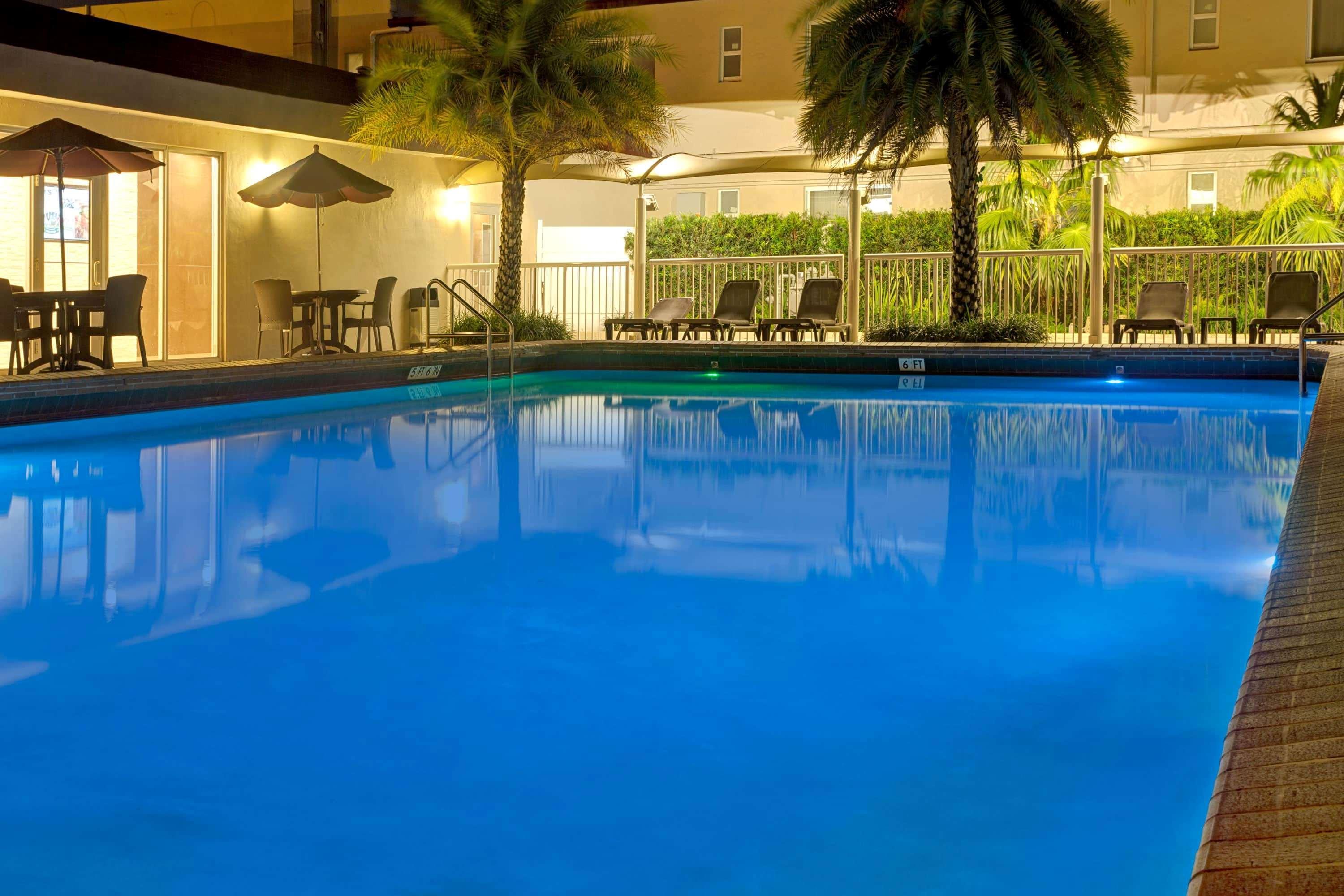Ramada By Wyndham Miami Springs/Miami International Airport Hotel Exterior foto