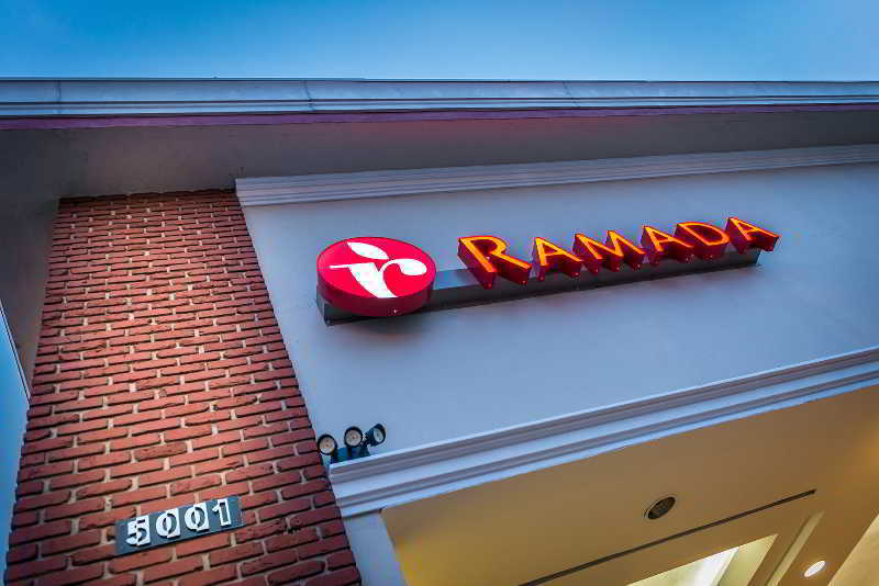 Ramada By Wyndham Miami Springs/Miami International Airport Hotel Exterior foto