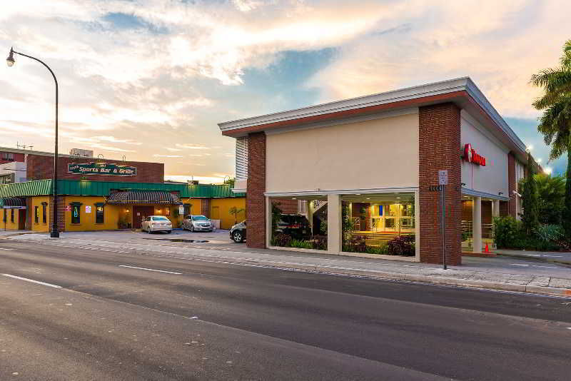 Ramada By Wyndham Miami Springs/Miami International Airport Hotel Exterior foto