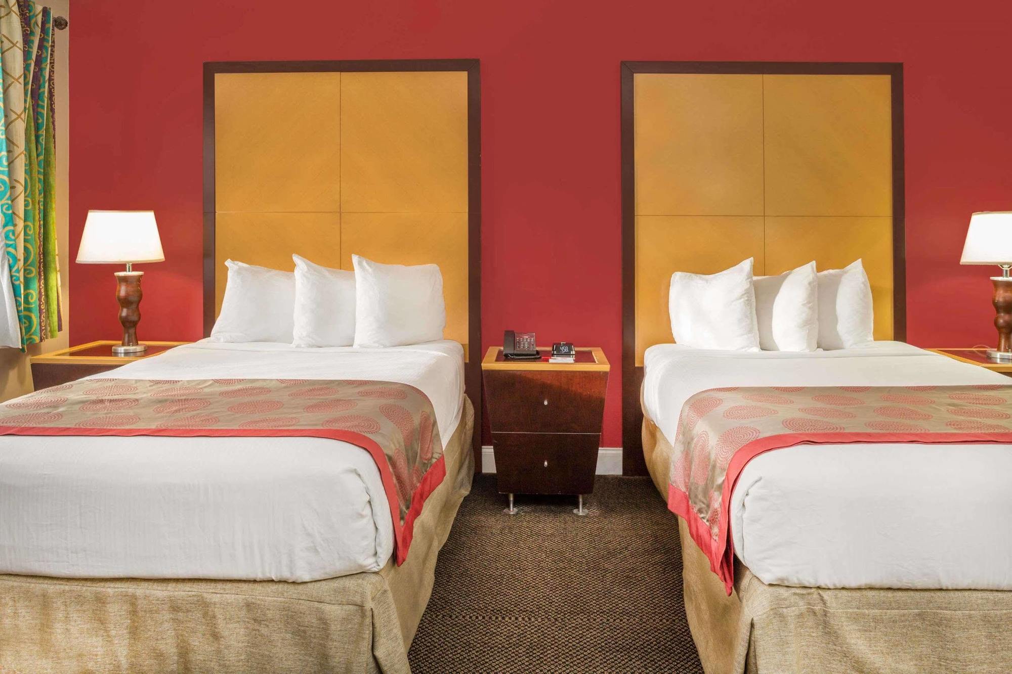 Ramada By Wyndham Miami Springs/Miami International Airport Hotel Exterior foto