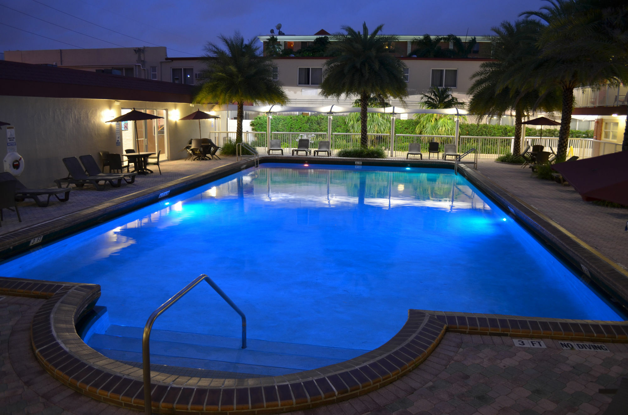 Ramada By Wyndham Miami Springs/Miami International Airport Hotel Exterior foto